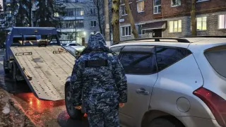 Арест "Ниссана" заставил жительницу Чувашии погасить 190-тысячный долг за один день