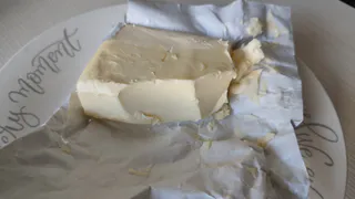 В "Светофоре" сливочное масло по смешной цене — но все мимо проходят. Почему — стало ясно дома