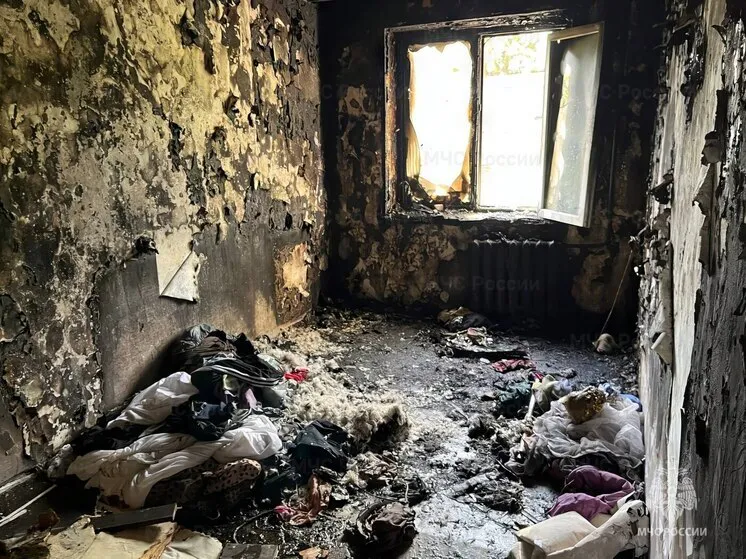 В Чувашии пожар в квартире едва не обернулся трагедией