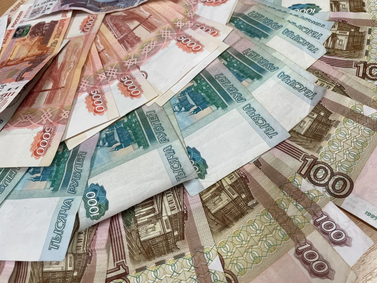 «Деньги спишут в пользу государства». Владельцев банковских карт ждет неприятный сюрприз в начале апреля