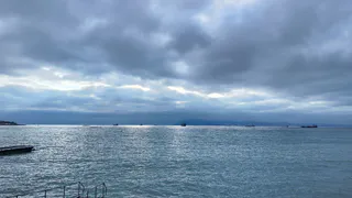 «Вонючее море и мерзкие люди»: российские туристы оставили честный отзыв об отдыхе на черноморских курортах