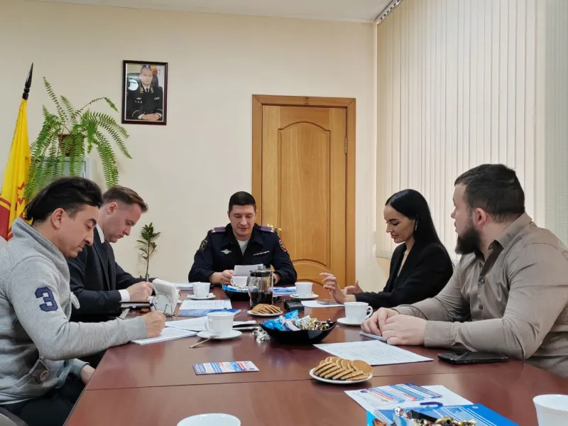В Чувашии популярные интернет-авторы решили задействовать свои площадки, чтобы научить подписчиков противостоять аферистам