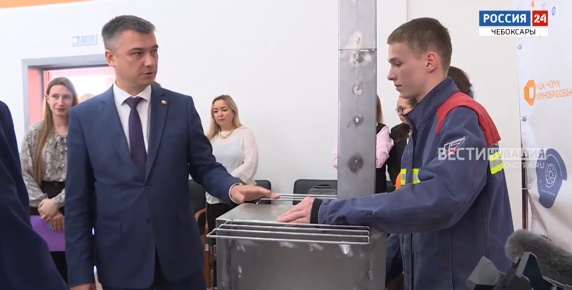 На базе Чебоксарского электромеханического колледжа открыта выставка "СПО для СВО"