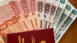 Пенсионерам пришла пенсия за март и обомлели