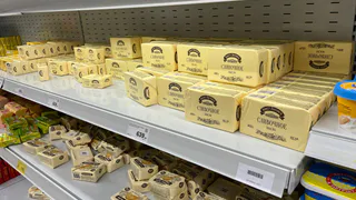 "Берите сразу по 3 брикета – чистейшие сливки": эксперты назвали хорошие марки сливочного масла
