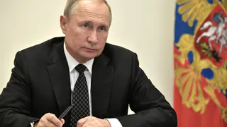 Президент России Владимир Путин поздравил жителей Чувашии с Днем народного единства