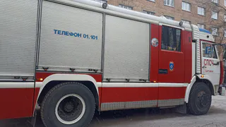 В Чувашии сгорела легковушка, баня и трехэтажный дом