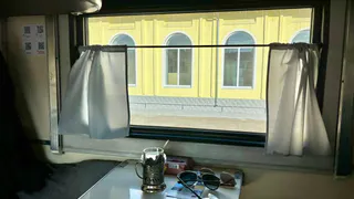 "Купил билет в СВ, вдруг заходит пара из плацкартного вагона с просьбой поменяться": как вежливо отказать — отзыв путешественника