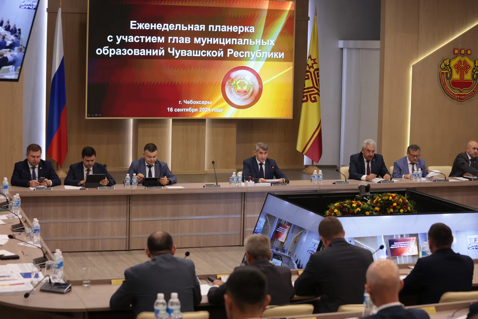 Николаев каждый год ругает власти Шумерли, а ничего не меняется