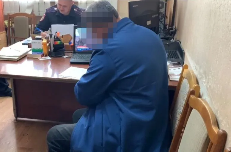 Чебоксарские полицейские оперативно задержали неадекватного маршрутчика, не заметившего две сплошные