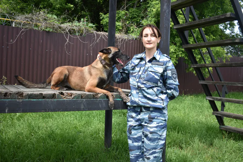 В Чебоксарах овчарка по кличке Шарки раскрыла покушение на кражу из ювелирного магазина