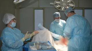 Хирурги Новочебоксарской больницы спасли жизнь 87-летней пациентке