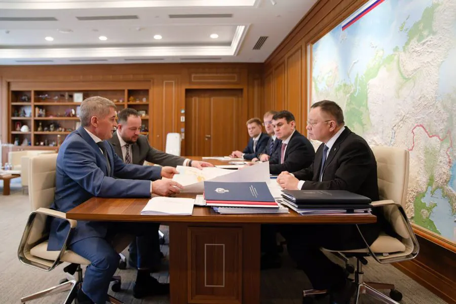 Возведение нового больничного комплекса в Чувашии обсудили в Москве