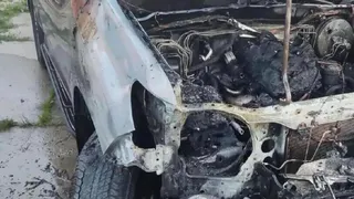 В Чебоксарском округе водитель самостоятельно потушил загоревшийся внедорожник у частного дома