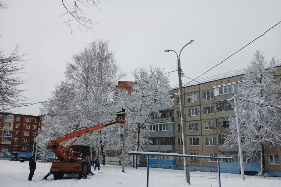 В Чебоксарах завершили строительство освещения во дворах