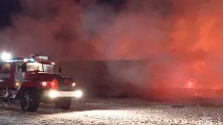 В Чувашии соседи вывели жильцов из горящего дома