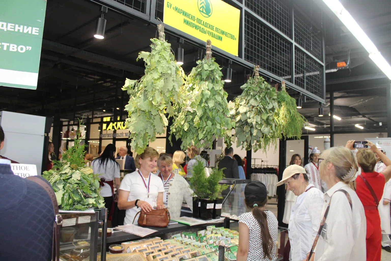 На агромаркете в Чебоксарах представили продукцию лесничеств