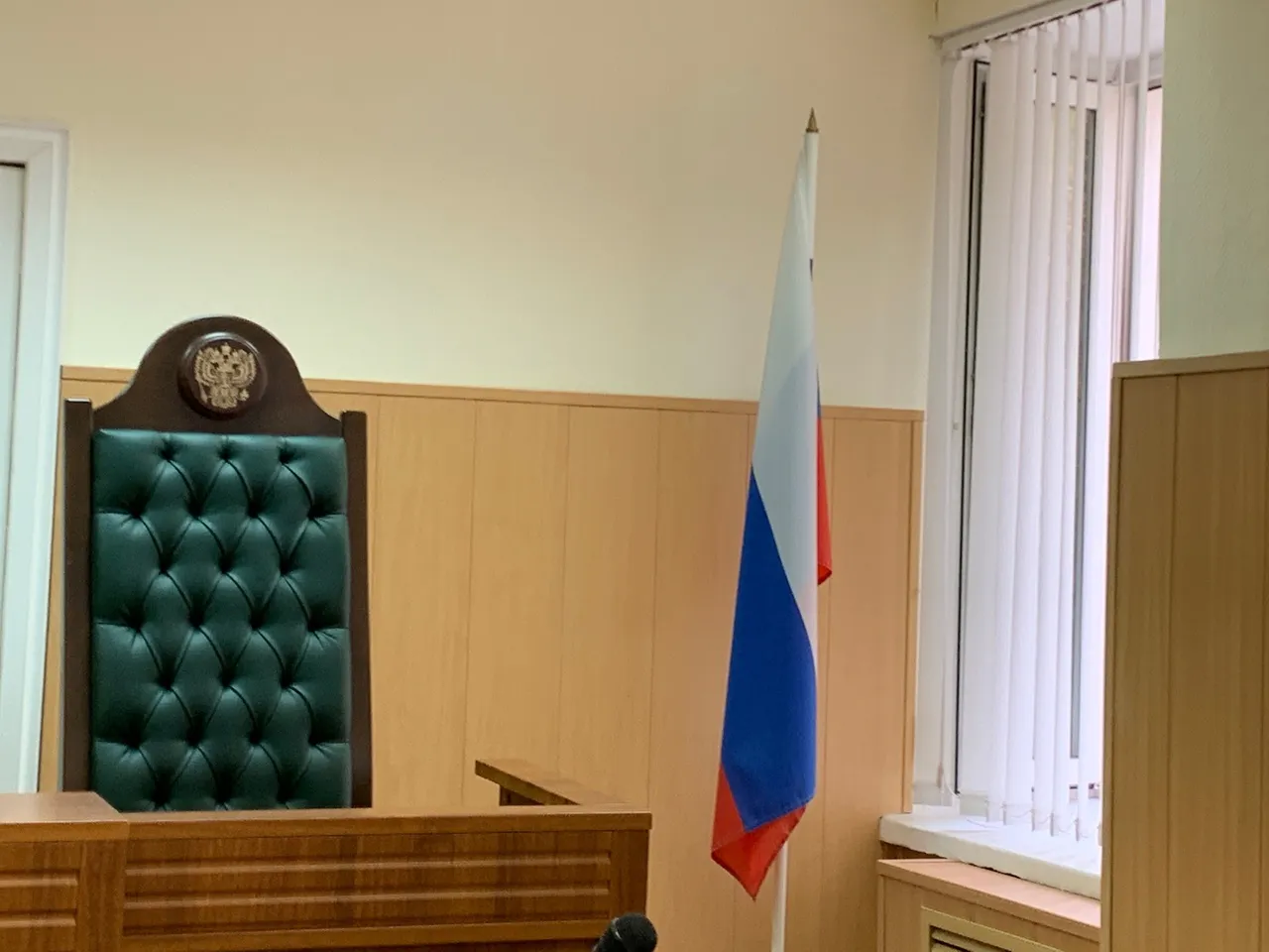 В Чувашии чиновник "кинул" сироту с квартирой: возбуждено уголовное дело