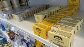 Можно смело покупать – там только чистые сливки: названы марки сливочного масла которые смогли пройти проверку